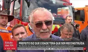 image-1 Prefeito diz que cidade do Paraná atingida por tornado terá que ser reconstruída