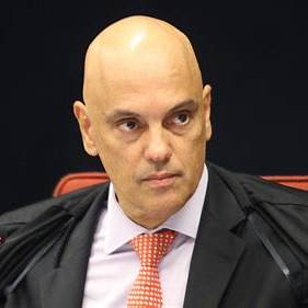 image-18 O ministro do Supremo Tribunal Federal (STF) Alexandre de Moraes convocou a Primeira Turma do STF para sessão virtual extraordinária na próxima segunda-feira, 24, para referendar a decisão que levou à prisão preventiva do ex-presidente Jair Bolsonaro (PL)